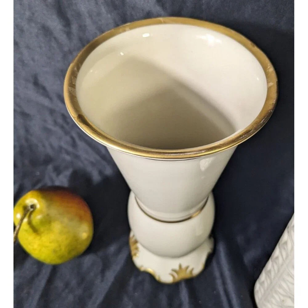 Vintage KPM Royal Ivory Germany 9